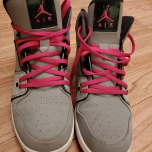 Jordan's in Excellent condition